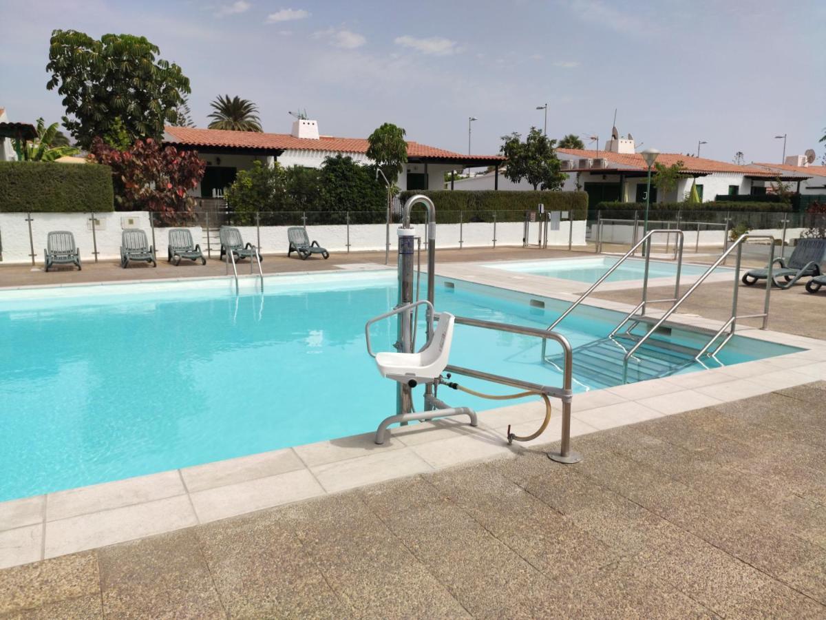 הוילה מספאלומס Bungalow With Private Garden Nex To Yumbo Center מראה חיצוני תמונה