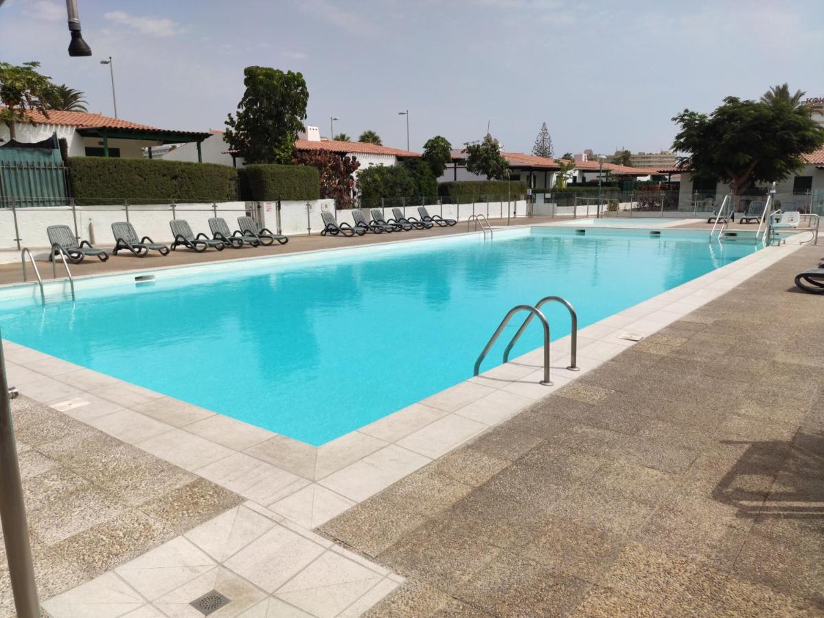 הוילה מספאלומס Bungalow With Private Garden Nex To Yumbo Center מראה חיצוני תמונה
