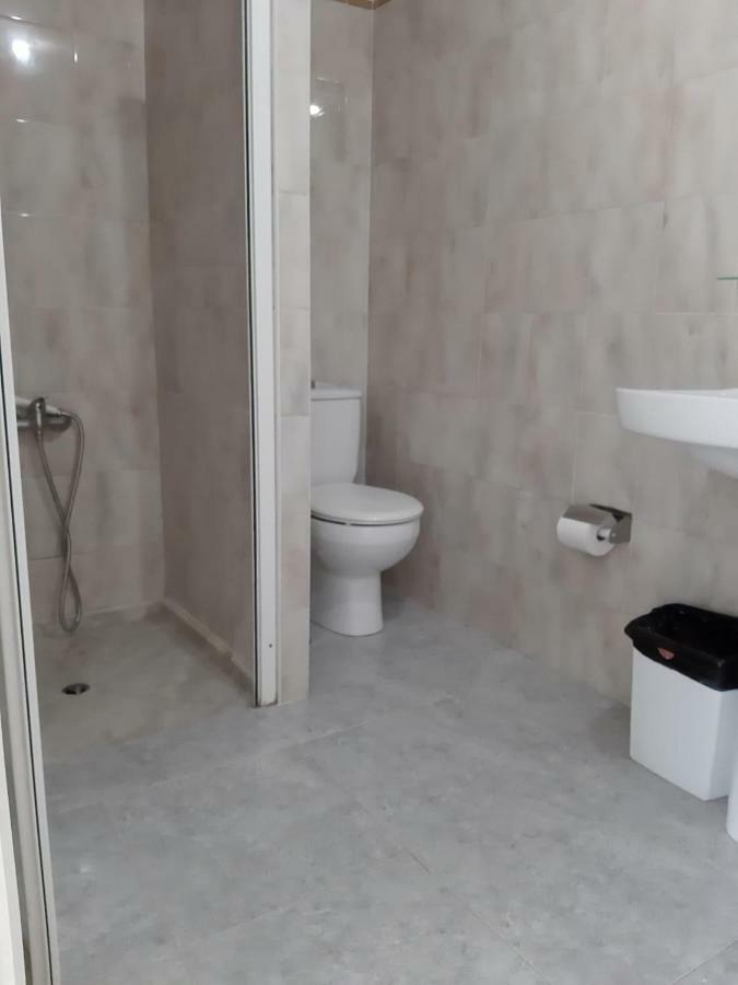 הוילה מספאלומס Bungalow With Private Garden Nex To Yumbo Center מראה חיצוני תמונה